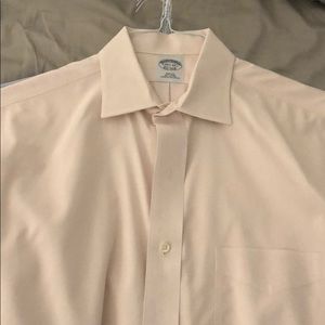 Light Pink Brooks Bro Slim Fit Non-Iron 15.5/34